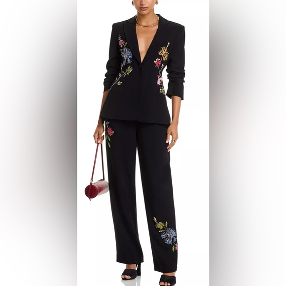 Cinq a Sept Cheyenne Sequin-Embellished Floral-Embroidered Scrunched Blazer - Picture 4 of 11